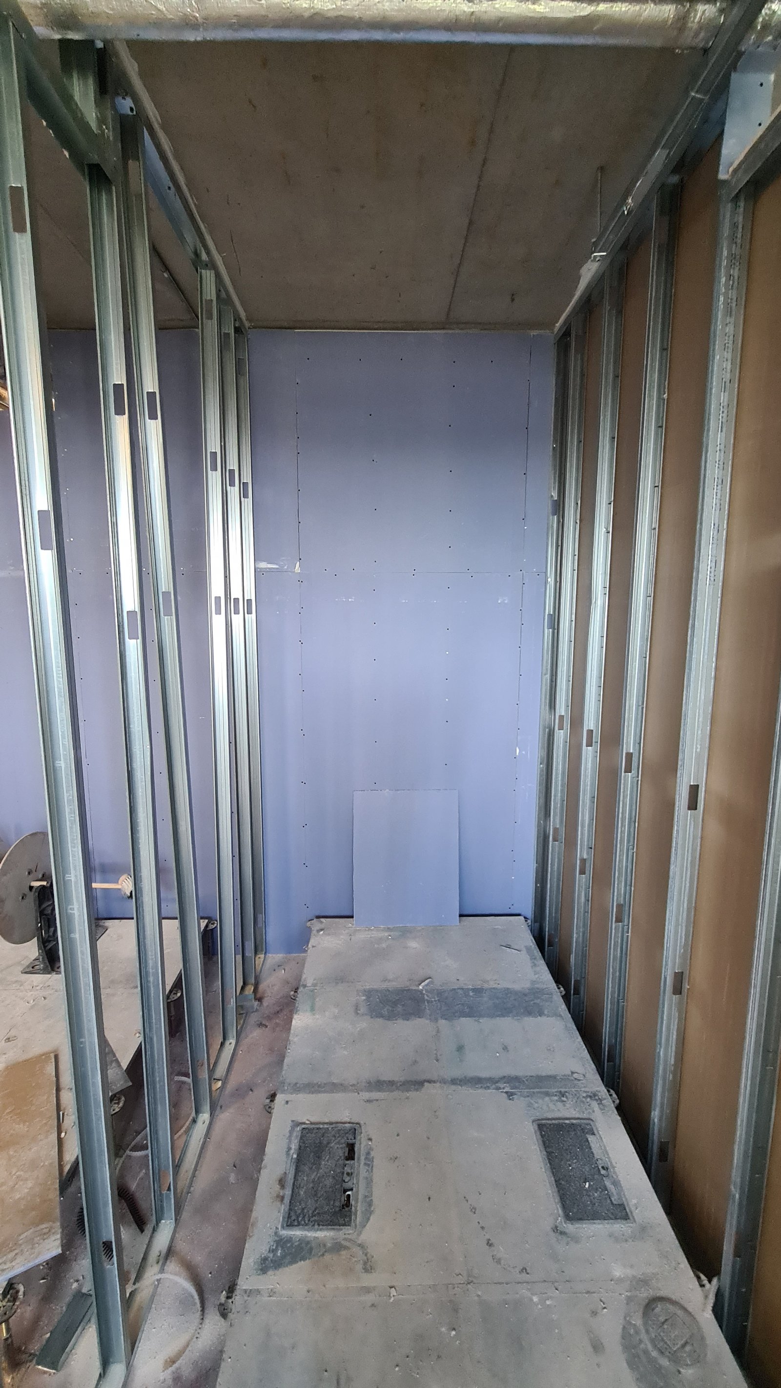 Steel framing for partition walls